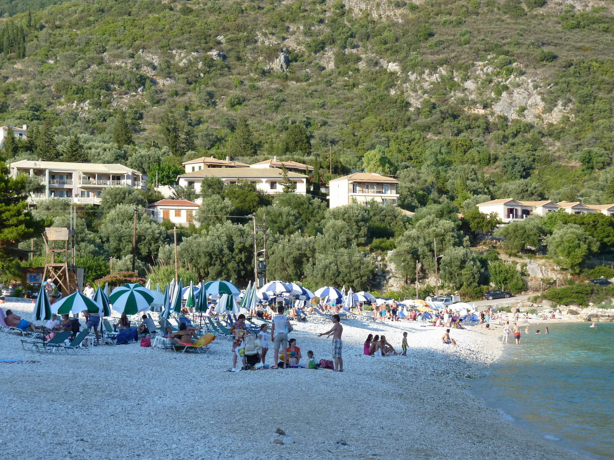 Ilianthos Apartments & Studios Mikros Gialos Exteriör bild