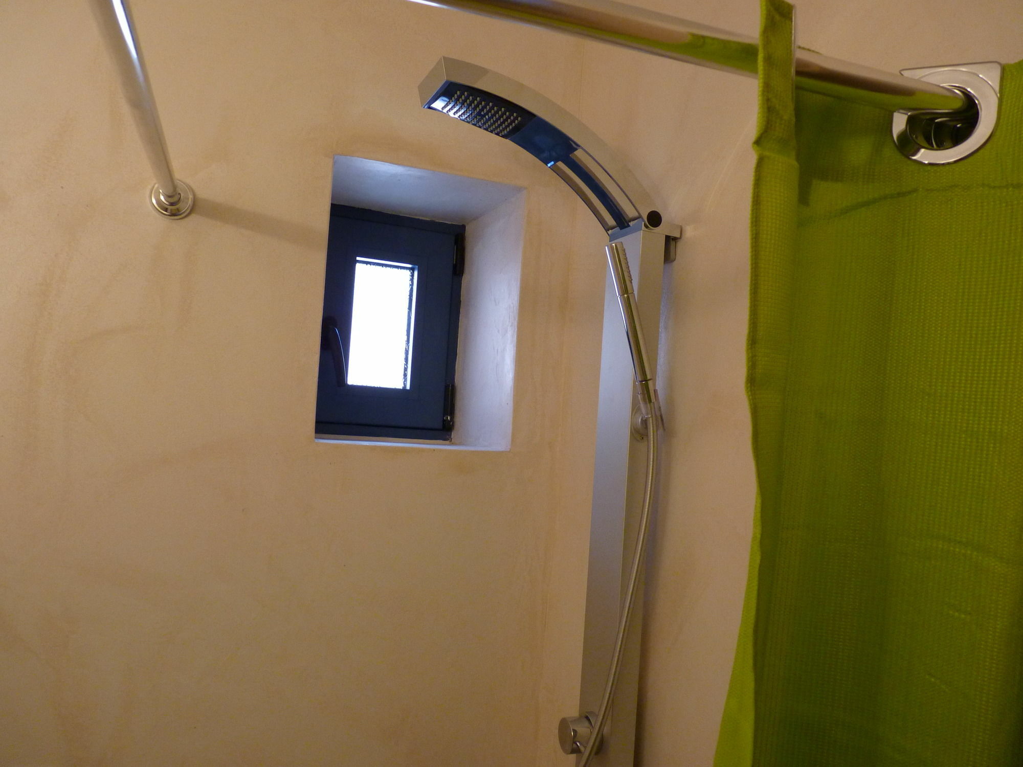 Ilianthos Apartments & Studios Mikros Gialos Exteriör bild